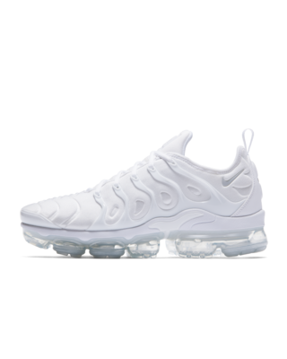 Nike white vapormax plus online